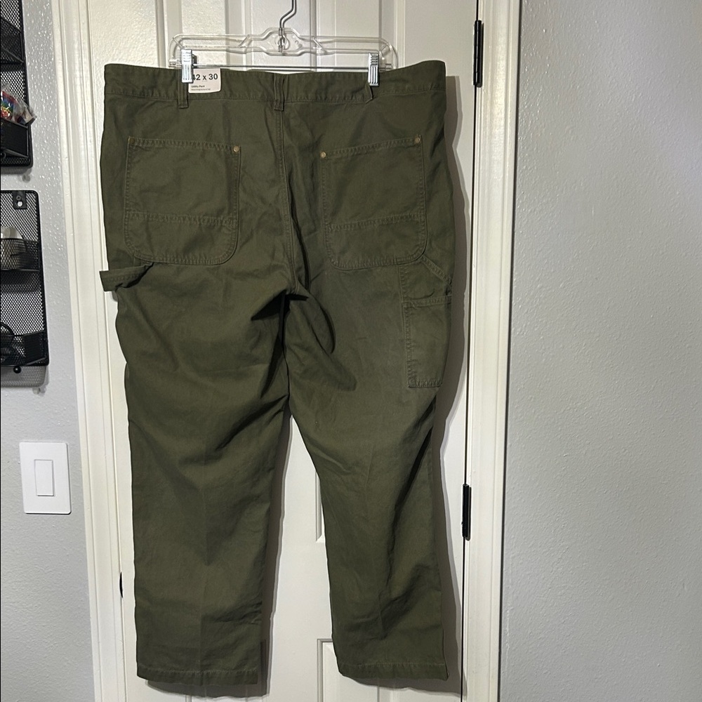 Alpine Design Men's Dark Green Cargo Pants - Picture 7 of 8